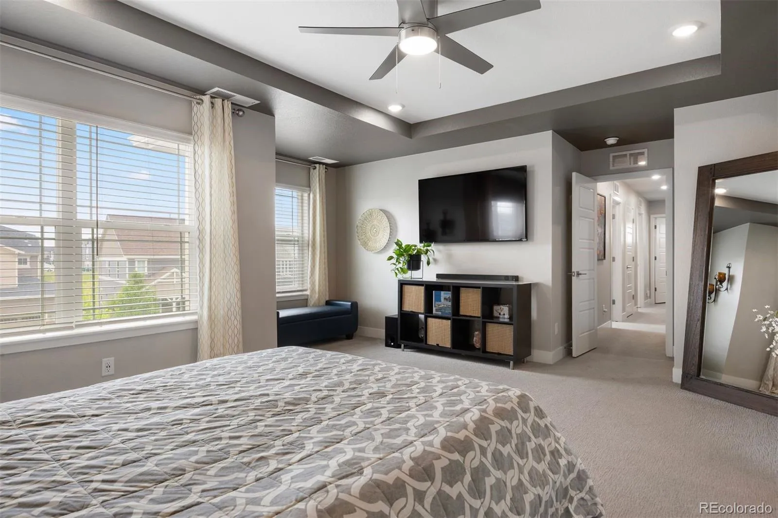 7145 Bedlam Drive Castle Pines CO 80108 | MLS #REC1697083 05232026092045 1600 19