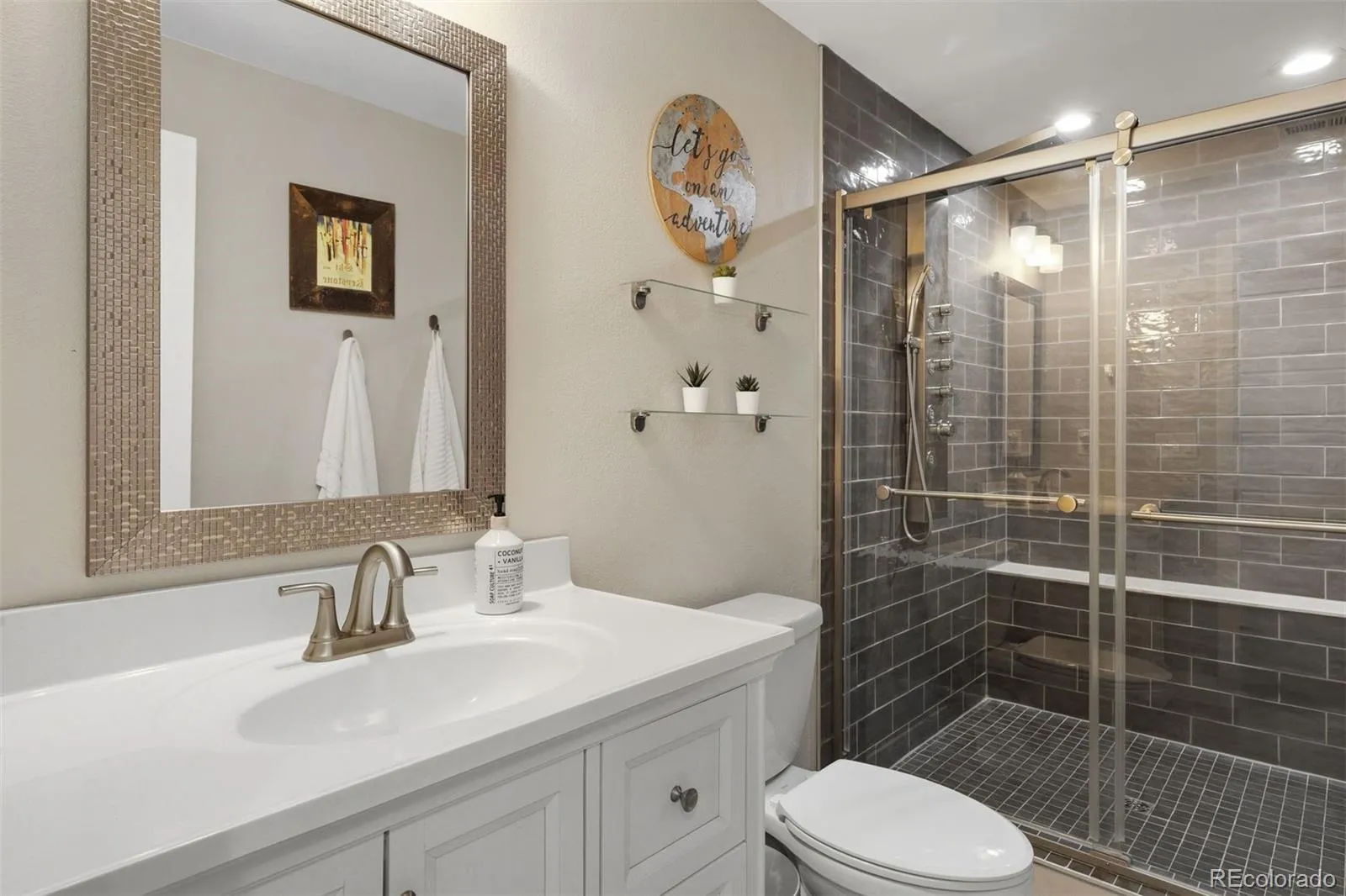 7145 Bedlam Drive Castle Pines CO 80108 | MLS #REC1697083 05232026092045 1600 31