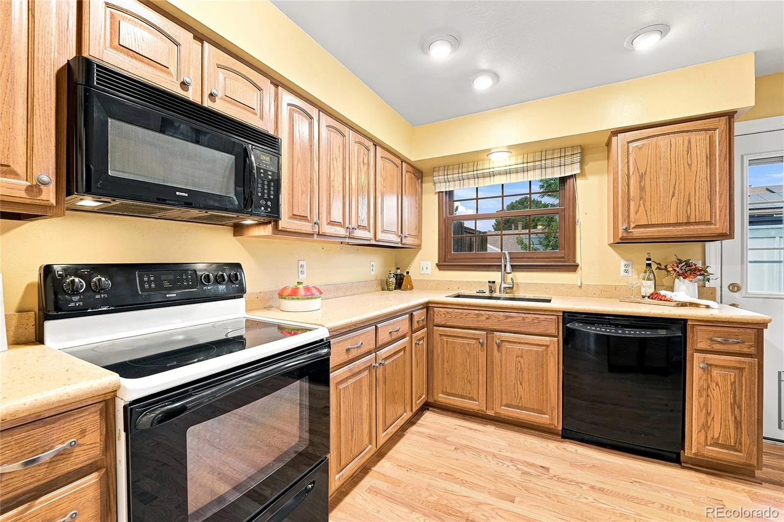 2515 E Geddes Place Littleton CO 80122 | MLS #REC1697478 08062026160118 1600 12