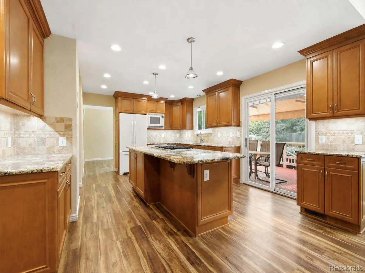 3237 S Espana Circle Aurora CO 80013 | MLS #REC1700806 08202026164501 1200 1
