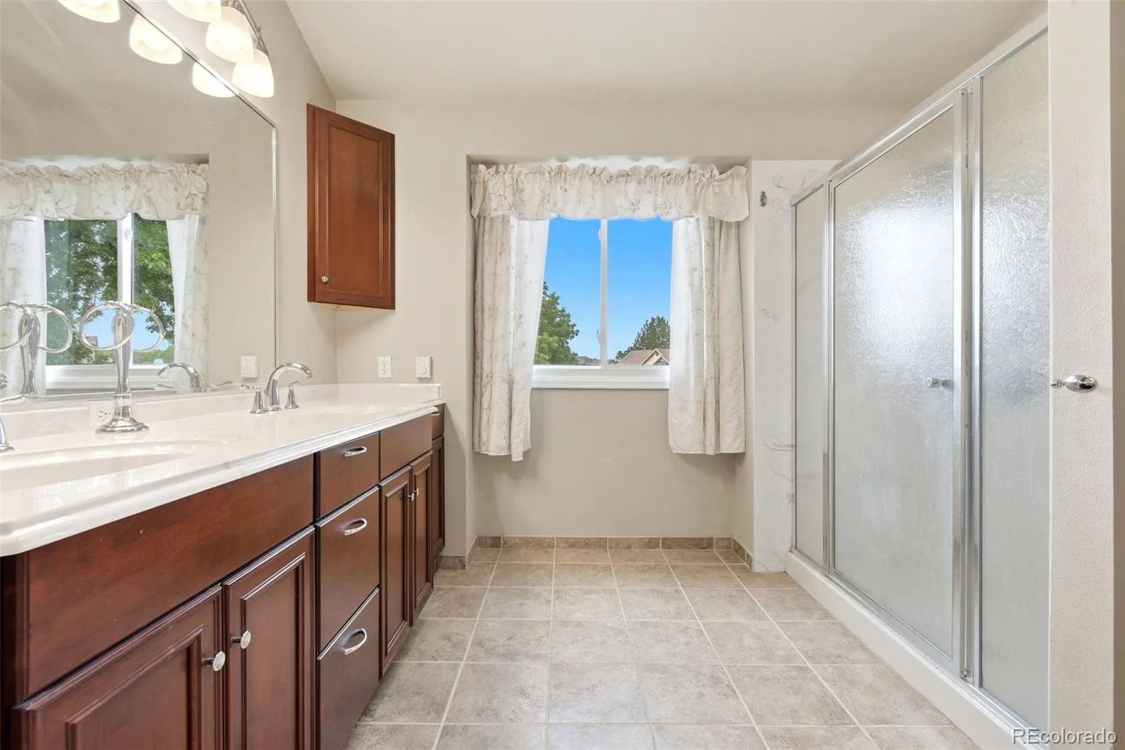 3237 S Espana Circle Aurora CO 80013 | MLS #REC1700806 08202026164501 1600 22