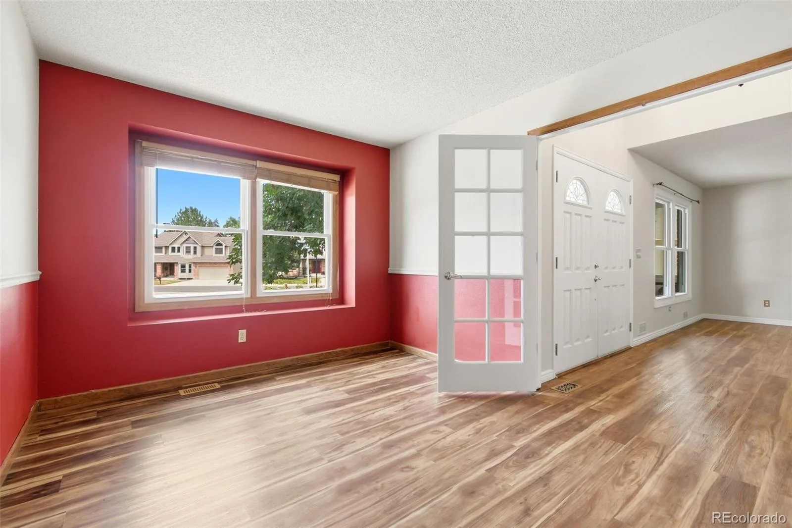 3237 S Espana Circle Aurora CO 80013 | MLS #REC1700806 08202026164501 1600 9