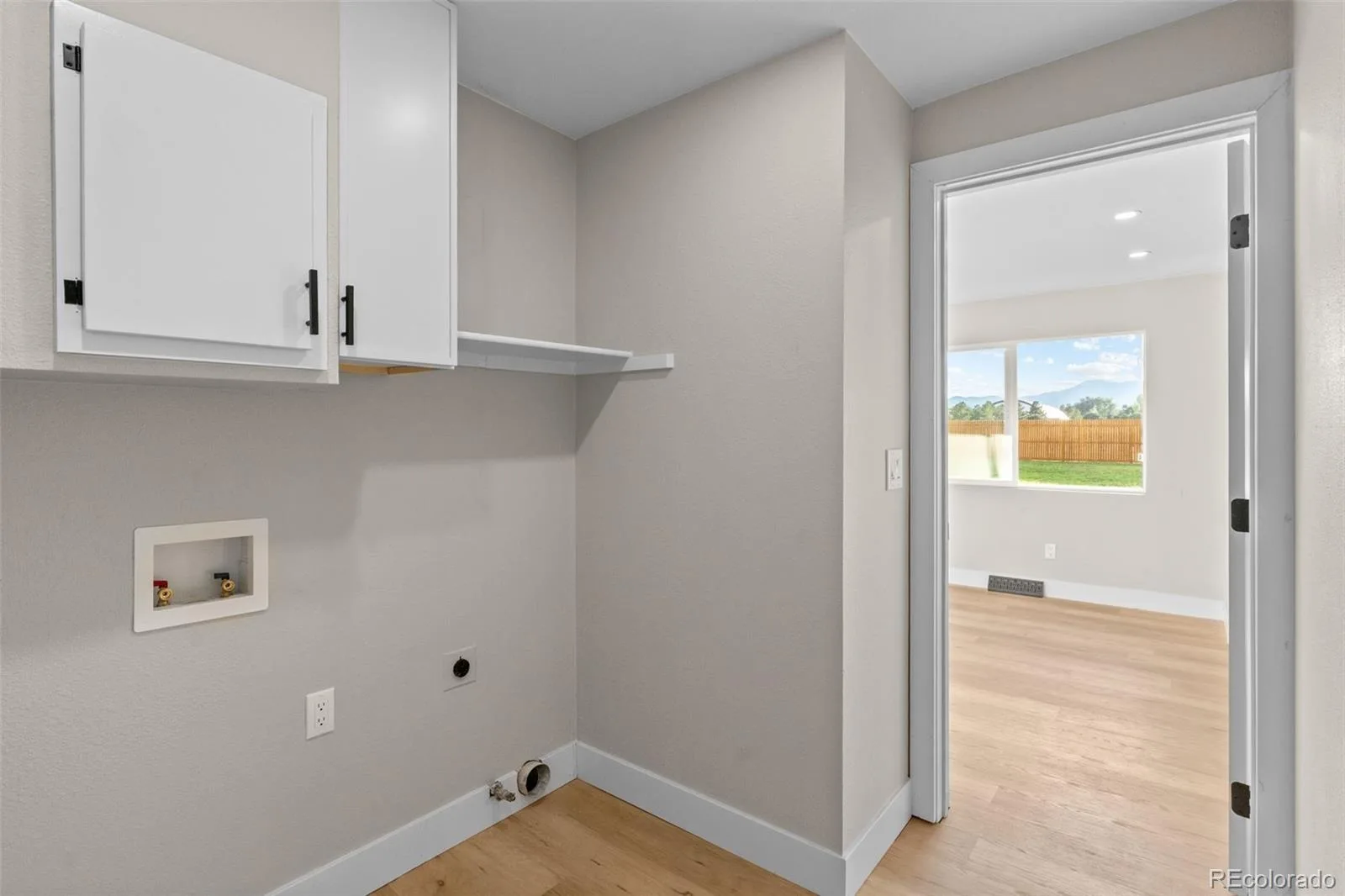 2099 S Hoyt Way Denver CO 80227 | MLS #REC1703920 07312026024703 1600 33