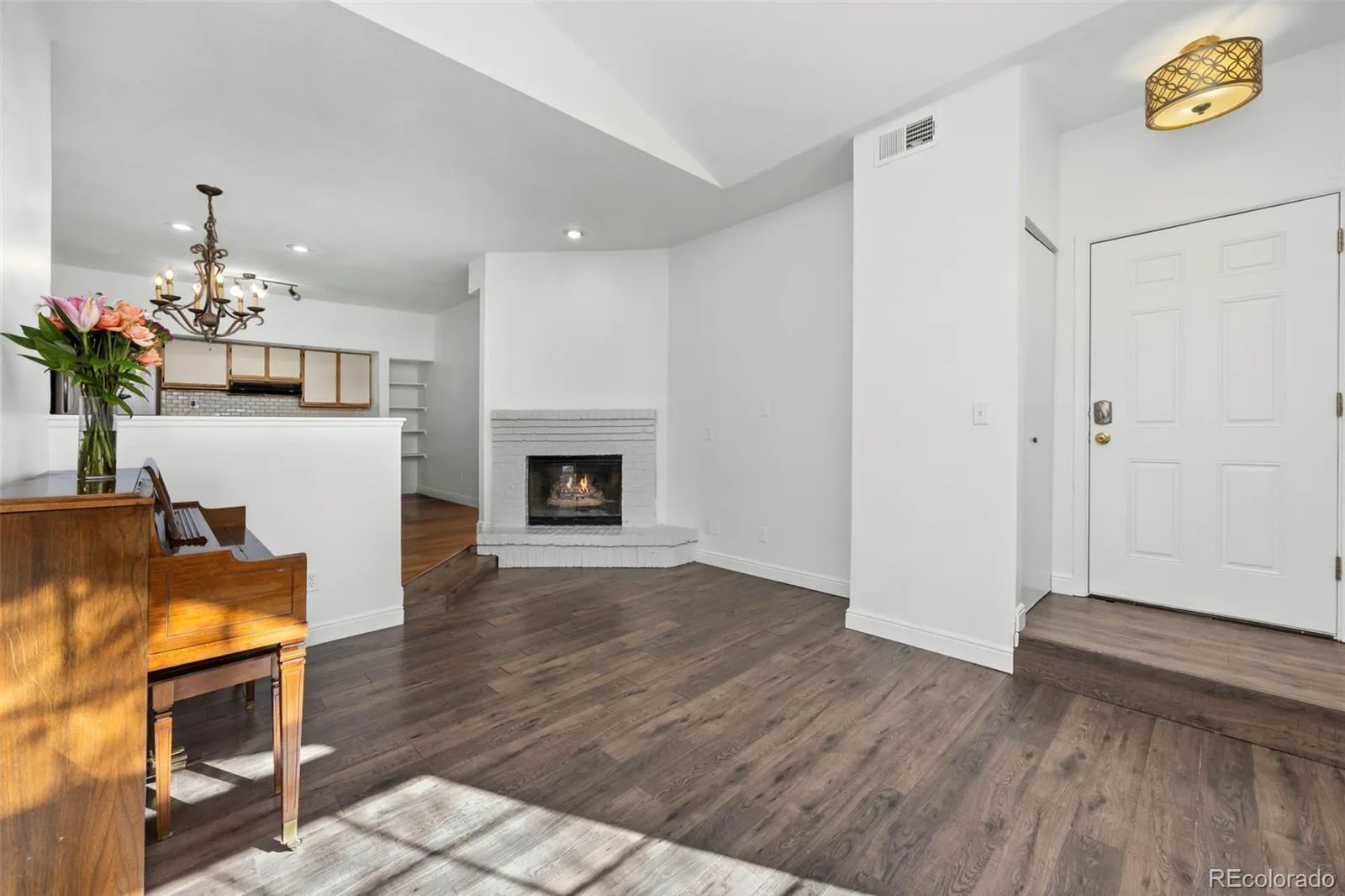 4760 S Wadsworth Boulevard #J104 Littleton CO 80123 | MLS #REC1704913 08192026141732 1600 6