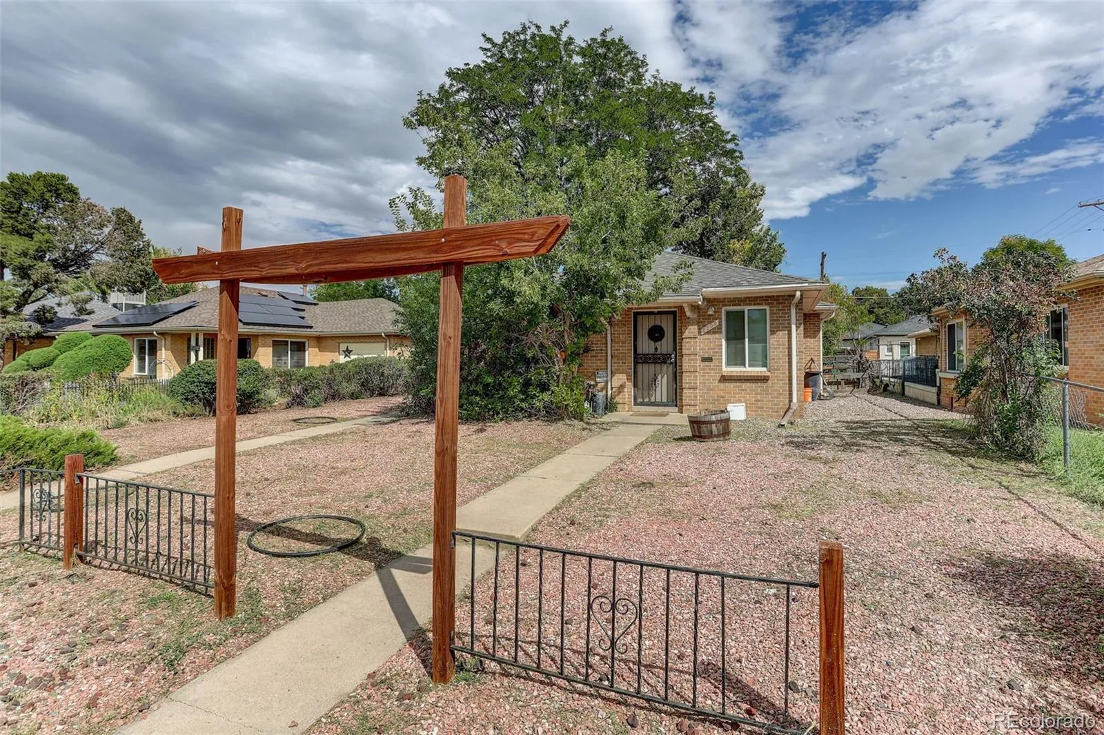 2314 Newport Street Denver CO 80207 | MLS #REC1706626 10132026212230 1600 1