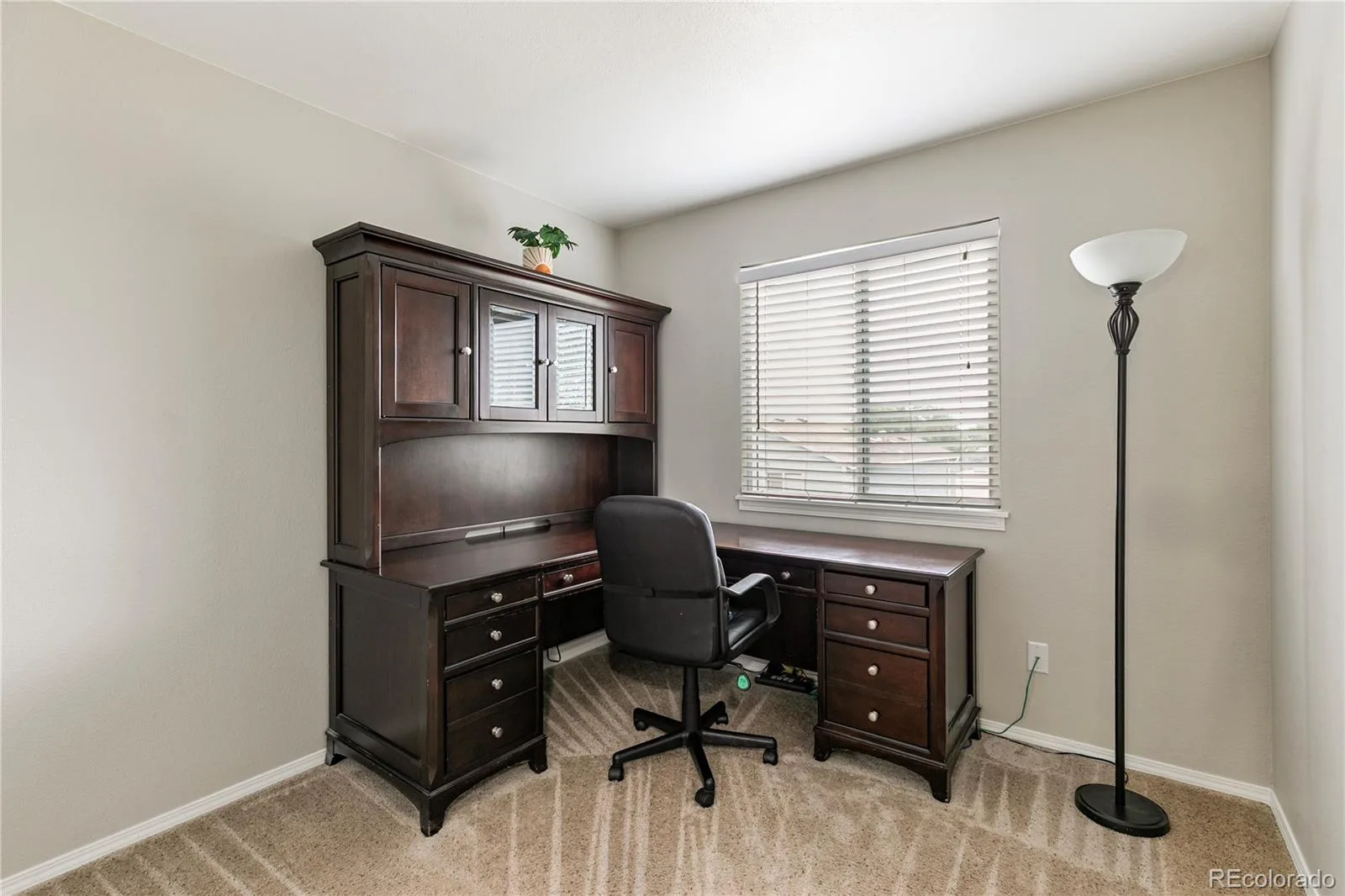 633 Walden Court Littleton CO 80126 | MLS #REC1709231 08182026151851 1600 19