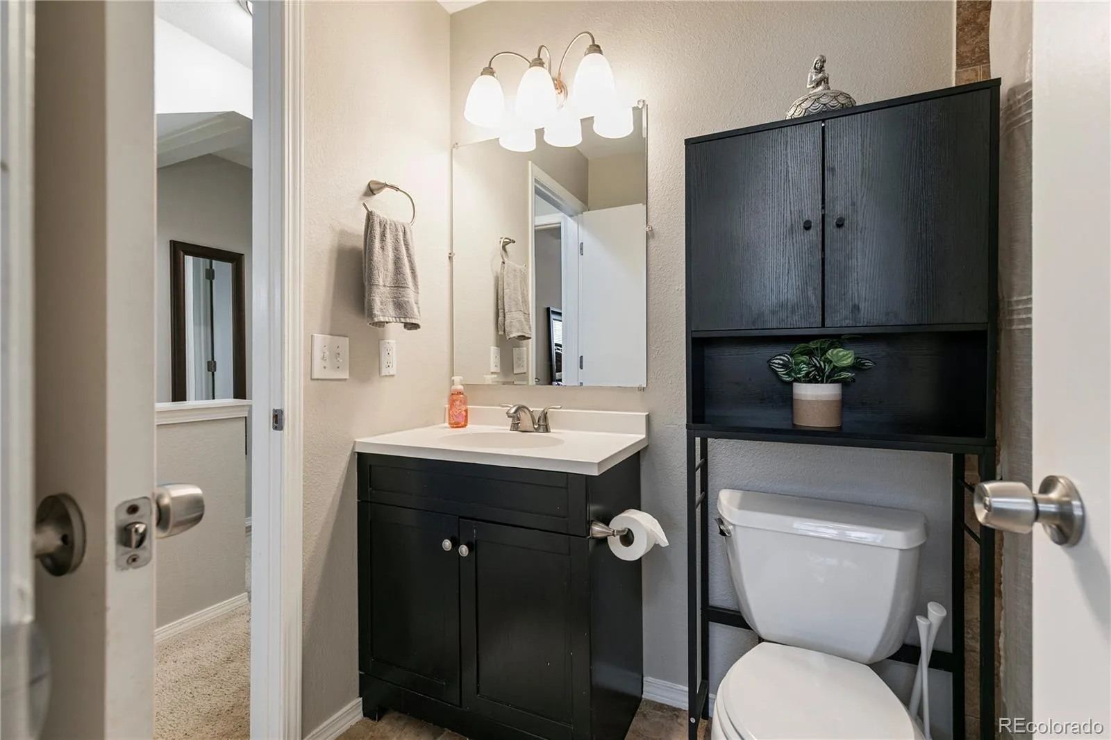633 Walden Court Littleton CO 80126 | MLS #REC1709231 08182026151851 1600 20