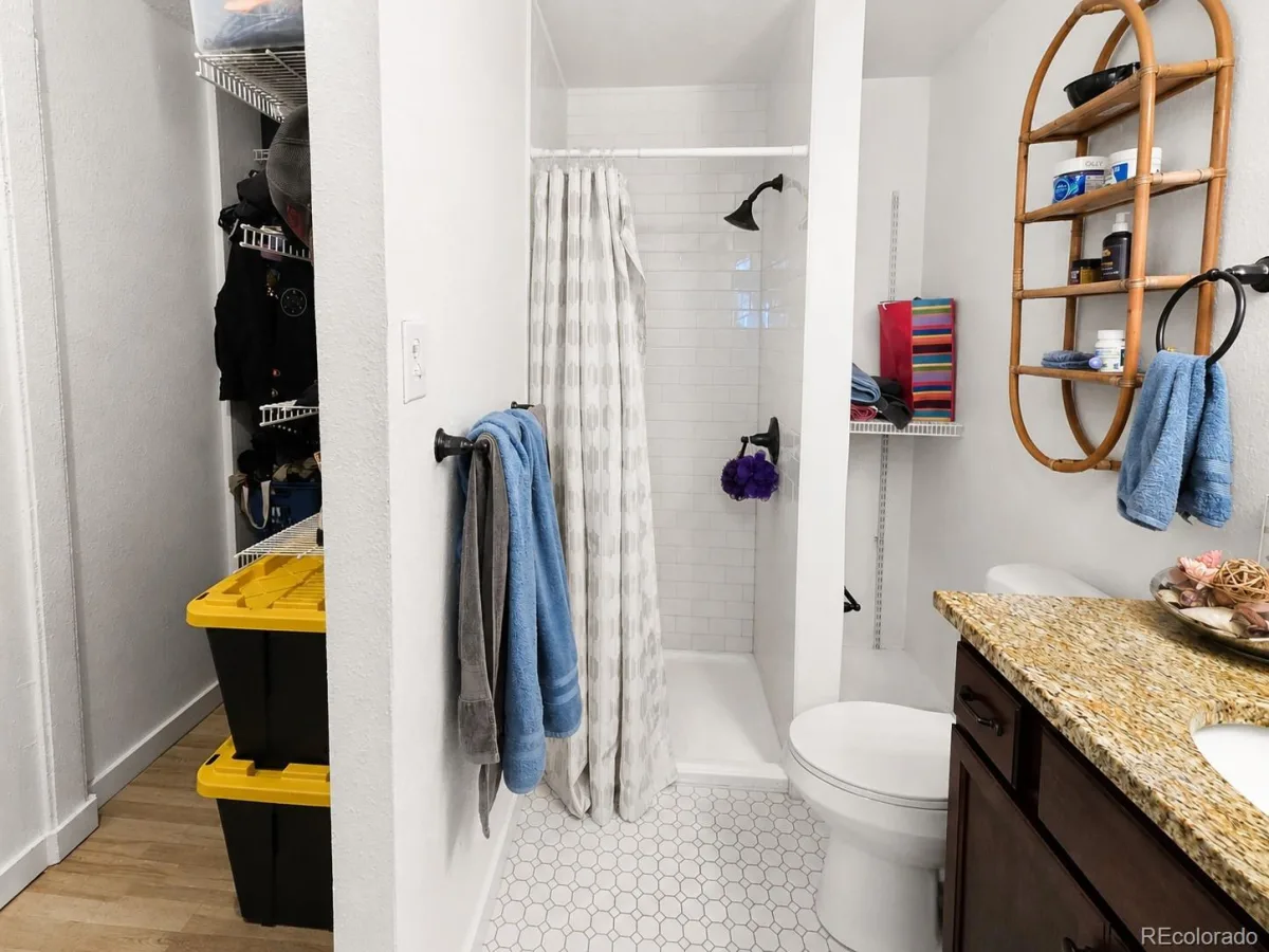 2325 S Linden Court #300 Denver CO 80222 | MLS #REC1709383 08182026170847 1200 16