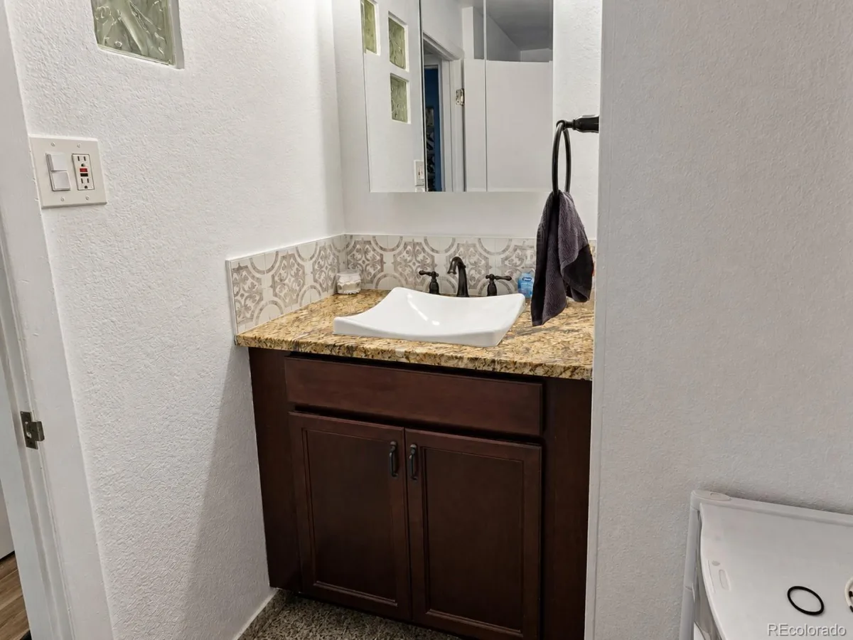 2325 S Linden Court #300 Denver CO 80222 | MLS #REC1709383 08182026170847 1200 8