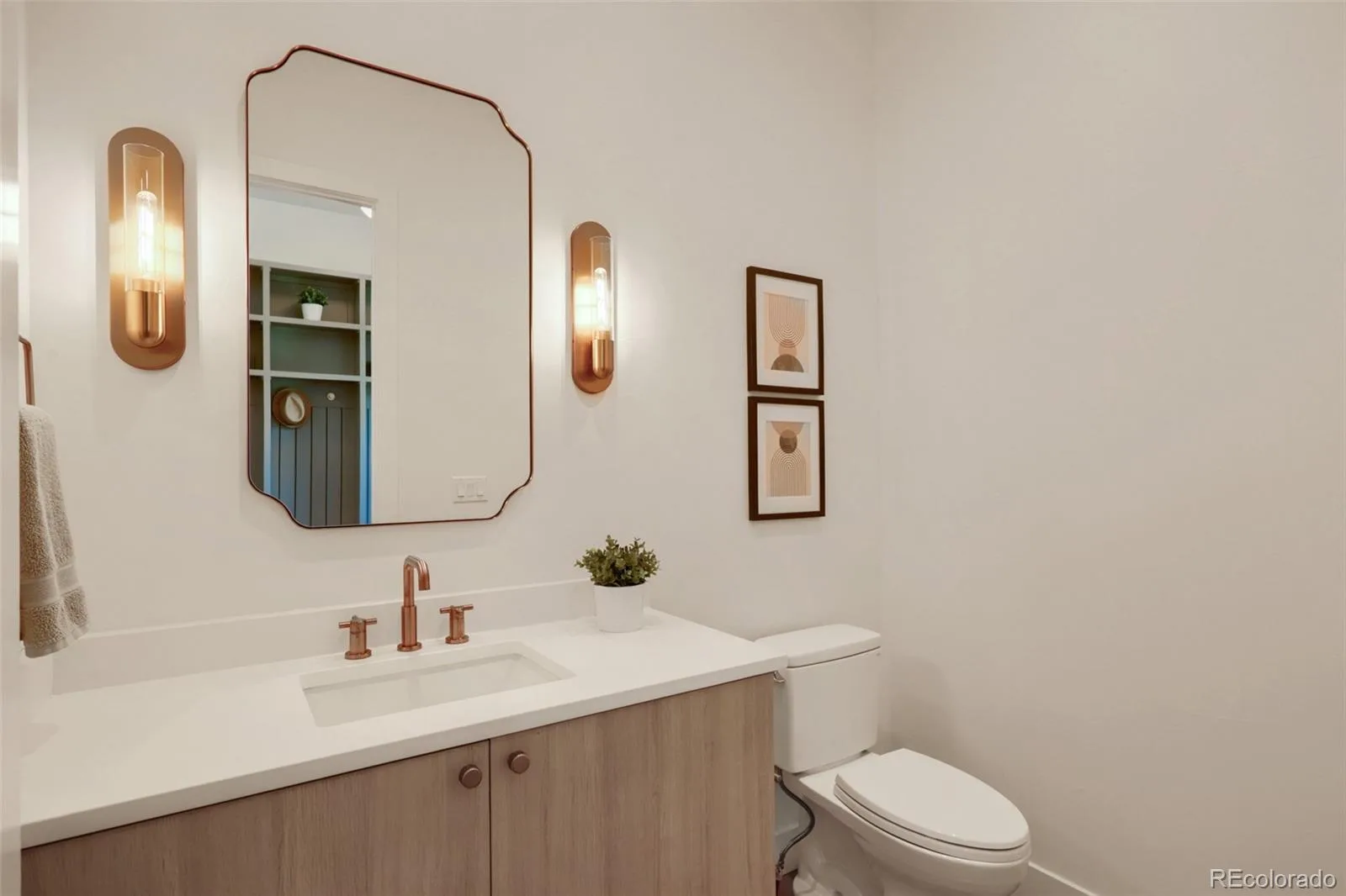 2175 S Humboldt Street Denver CO 80210 | MLS #REC1710480 08302026221630 1600 24