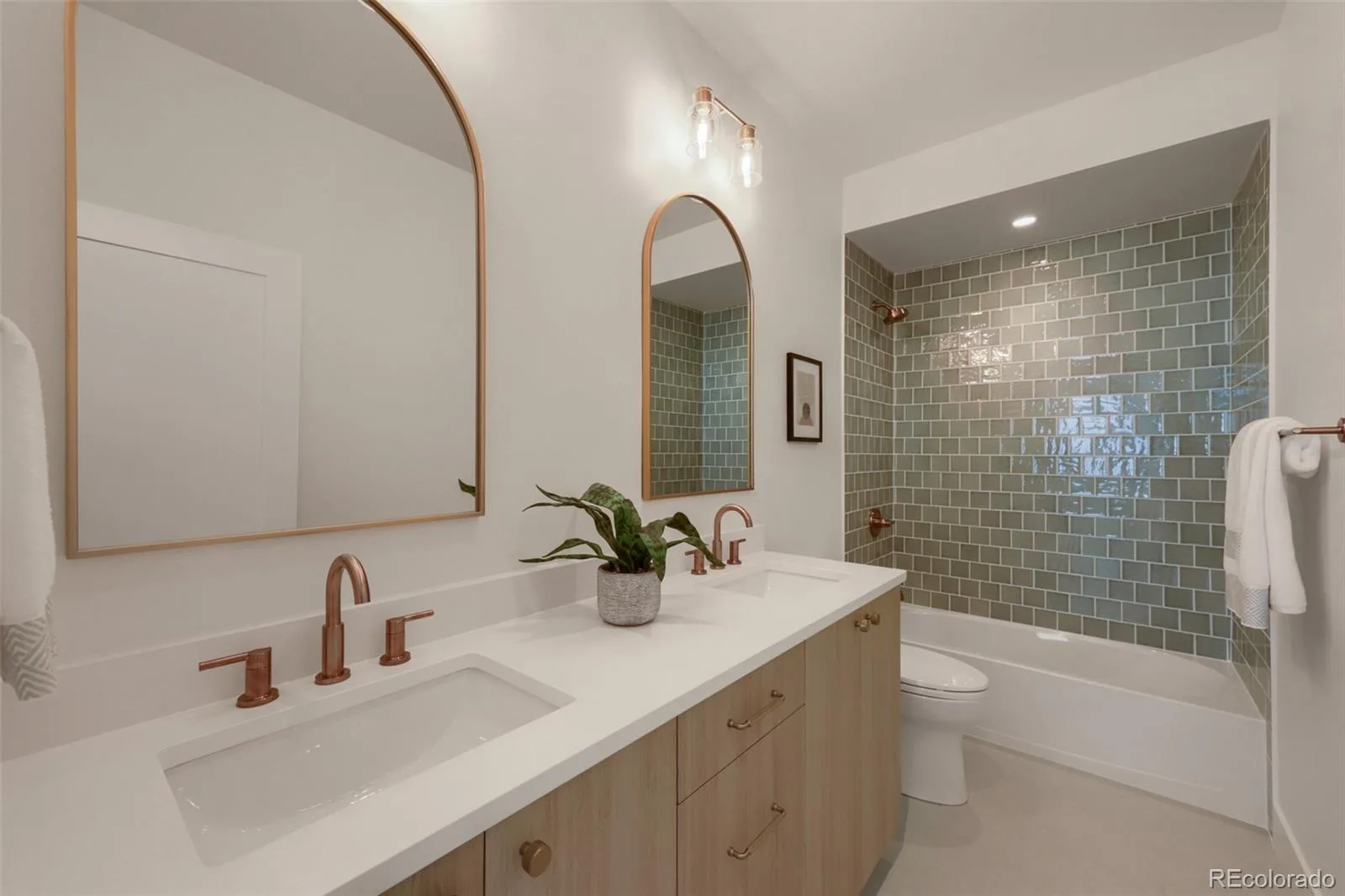 2175 S Humboldt Street Denver CO 80210 | MLS #REC1710480 08302026221630 1600 25