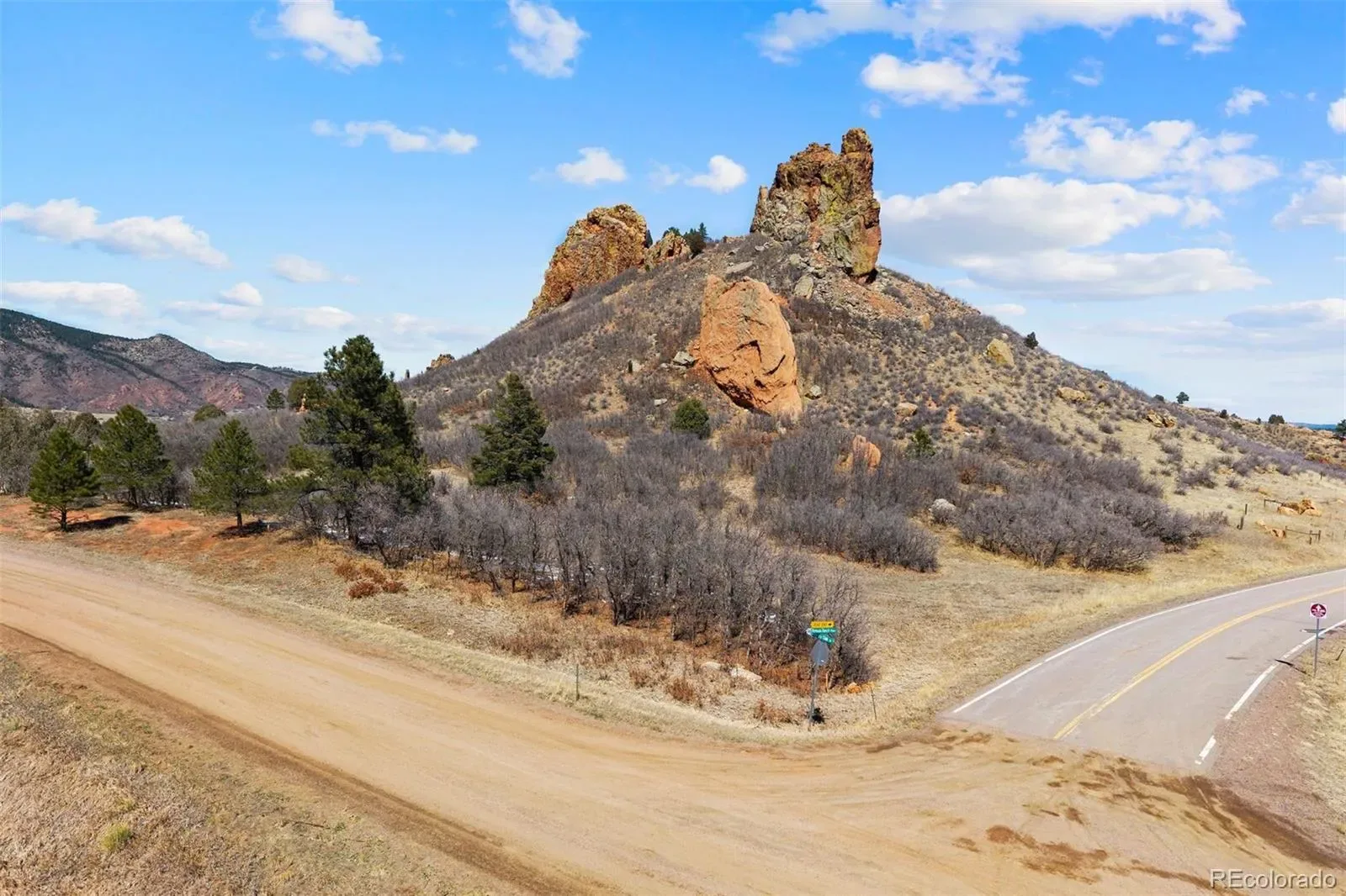 5939 Country Club Drive Larkspur CO 80118 | MLS #REC1712819 03212026055203 1600 3