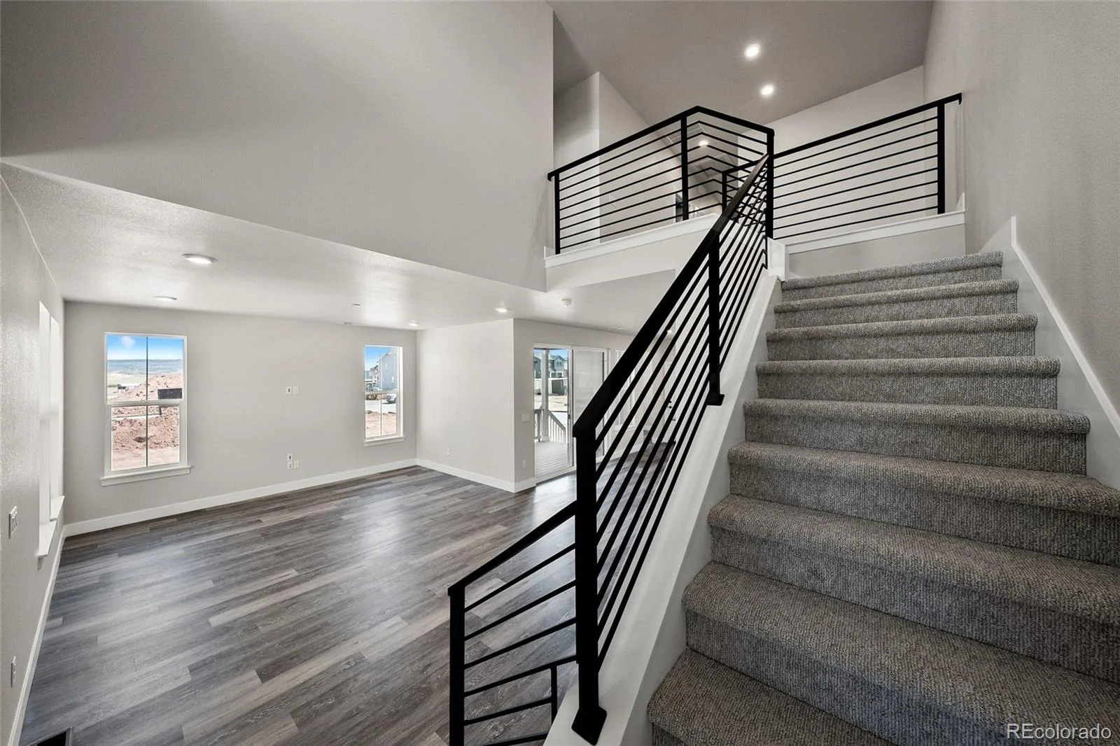 8741 Whiteclover Street Littleton CO 80125 | MLS #REC1715661 06022026062024 1600 18