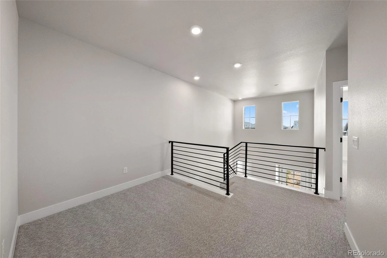 8741 Whiteclover Street Littleton CO 80125 | MLS #REC1715661 06022026062024 1600 20