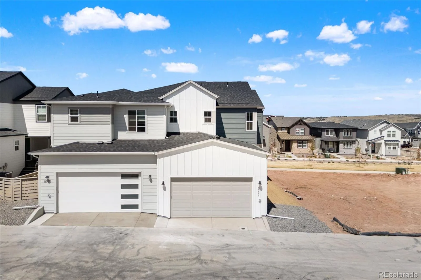 8741 Whiteclover Street Littleton CO 80125 | MLS #REC1715661 06022026062024 1600 40
