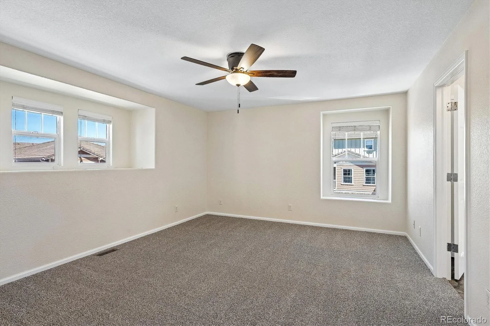 11881 Bolton Circle Parker CO 80134 | MLS #REC1717609 05122026225052 1600 35