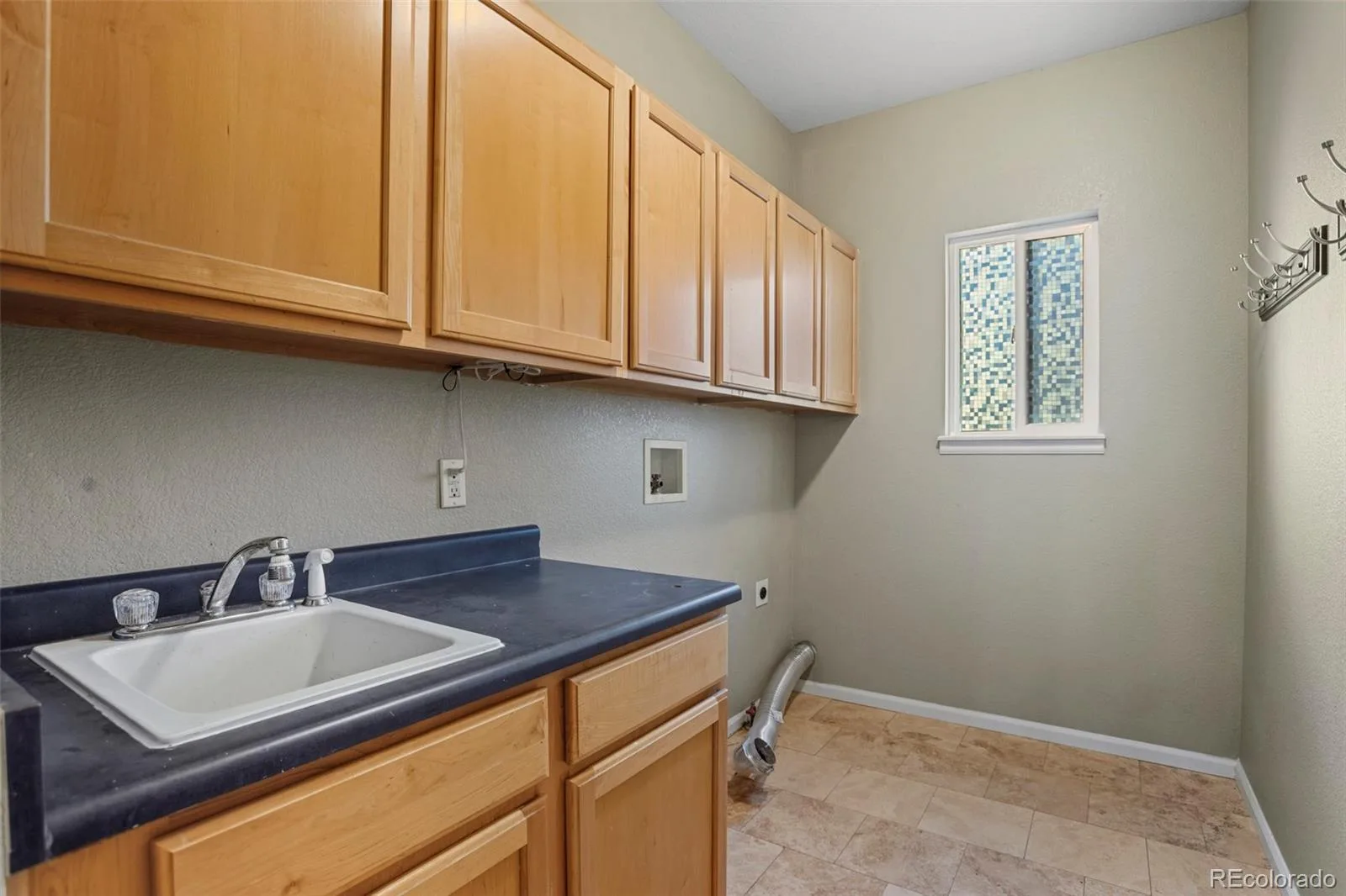 6668 S Killarney Court Aurora CO 80016 | MLS #REC1719043 08032026203147 1600 18