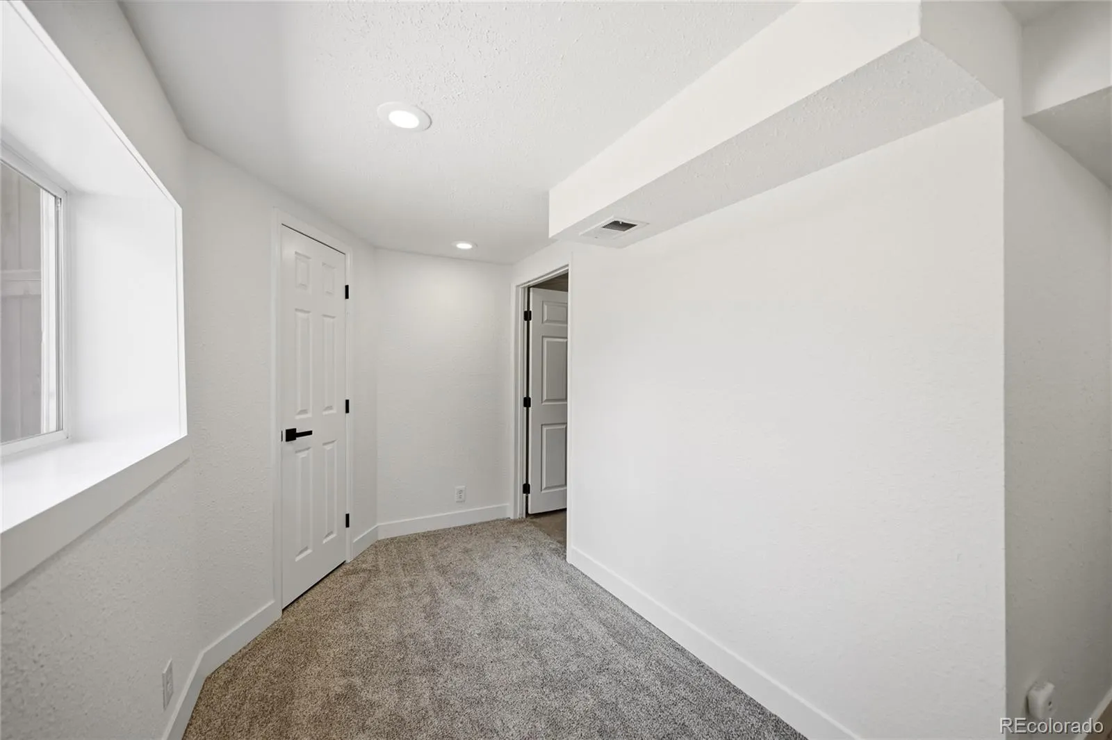 19036 E Ithaca Place Aurora CO 80013 MLS #REC1720002 05222026215739 1600 18