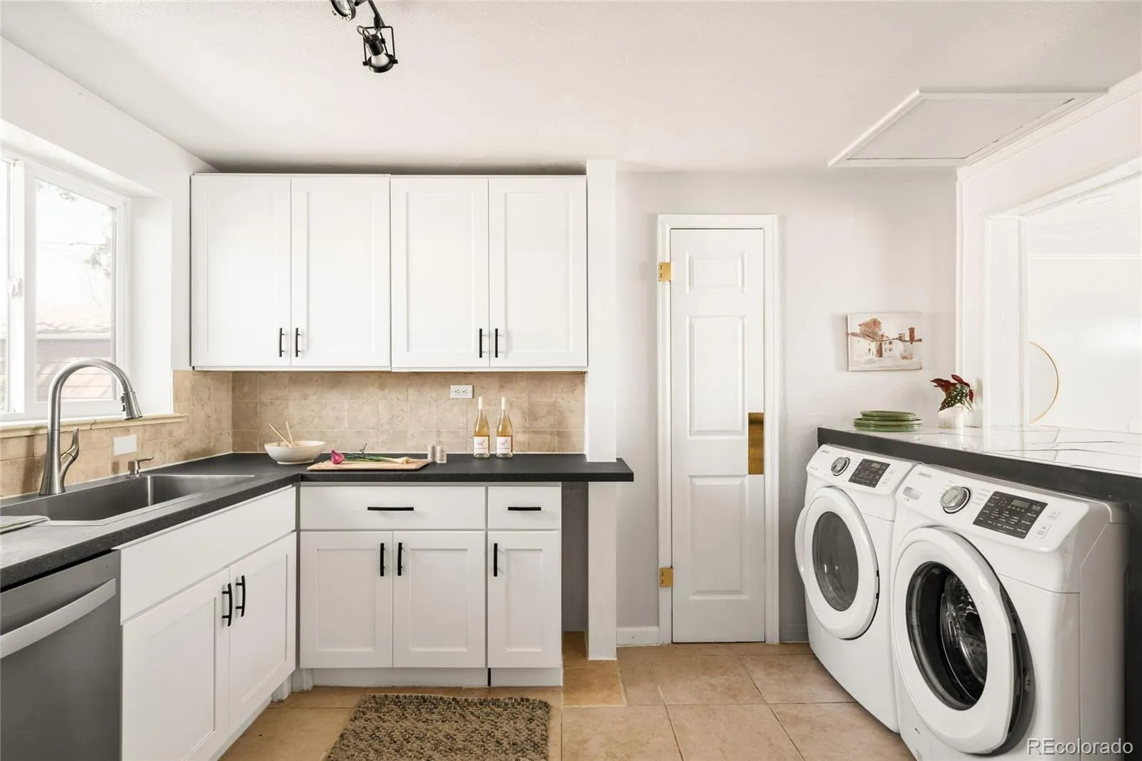 04162026221208 1600 10