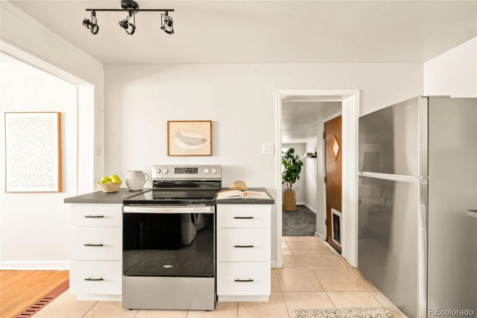 04162026221208 1600 13