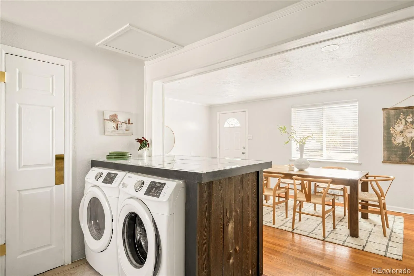 04162026221208 1600 14