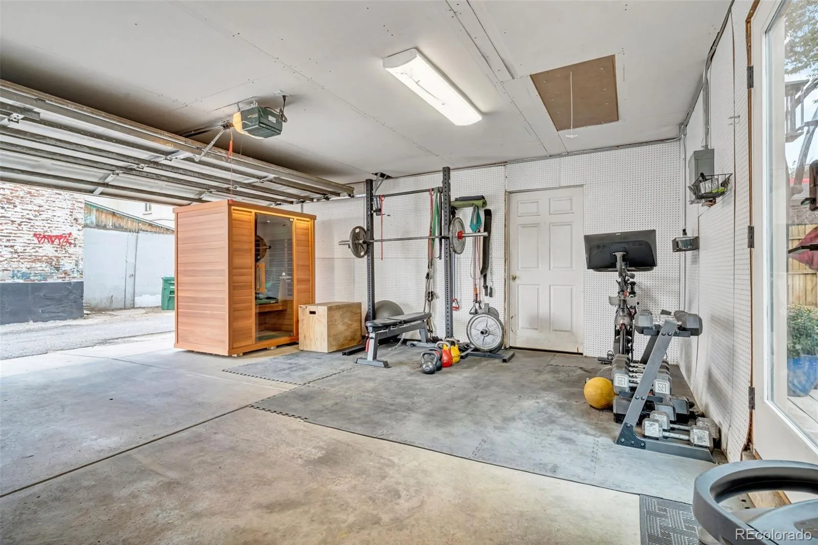 38 W Byers Place Denver CO 80223 | MLS #REC1723060 08052026181433 1600 42