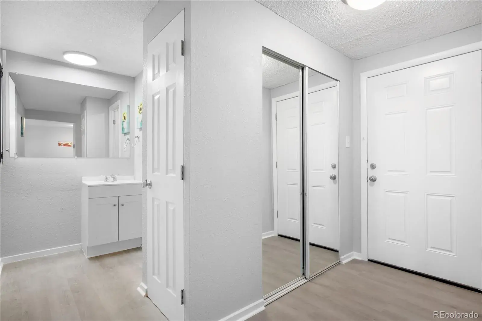 1304 S Parker Road #359 Denver CO 80231 MLS #REC1726470 09132025010432 1600 13