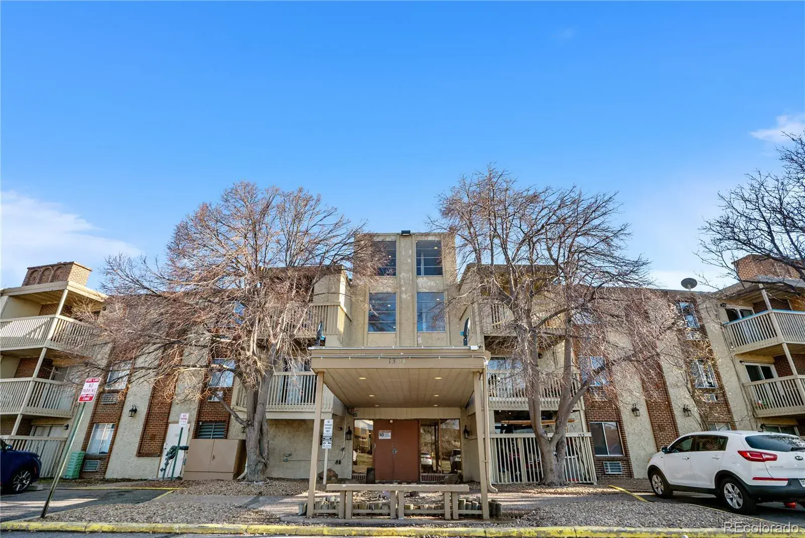 1304 S Parker Road #359 Denver CO 80231 MLS #REC1726470 09132025010432 1600 4