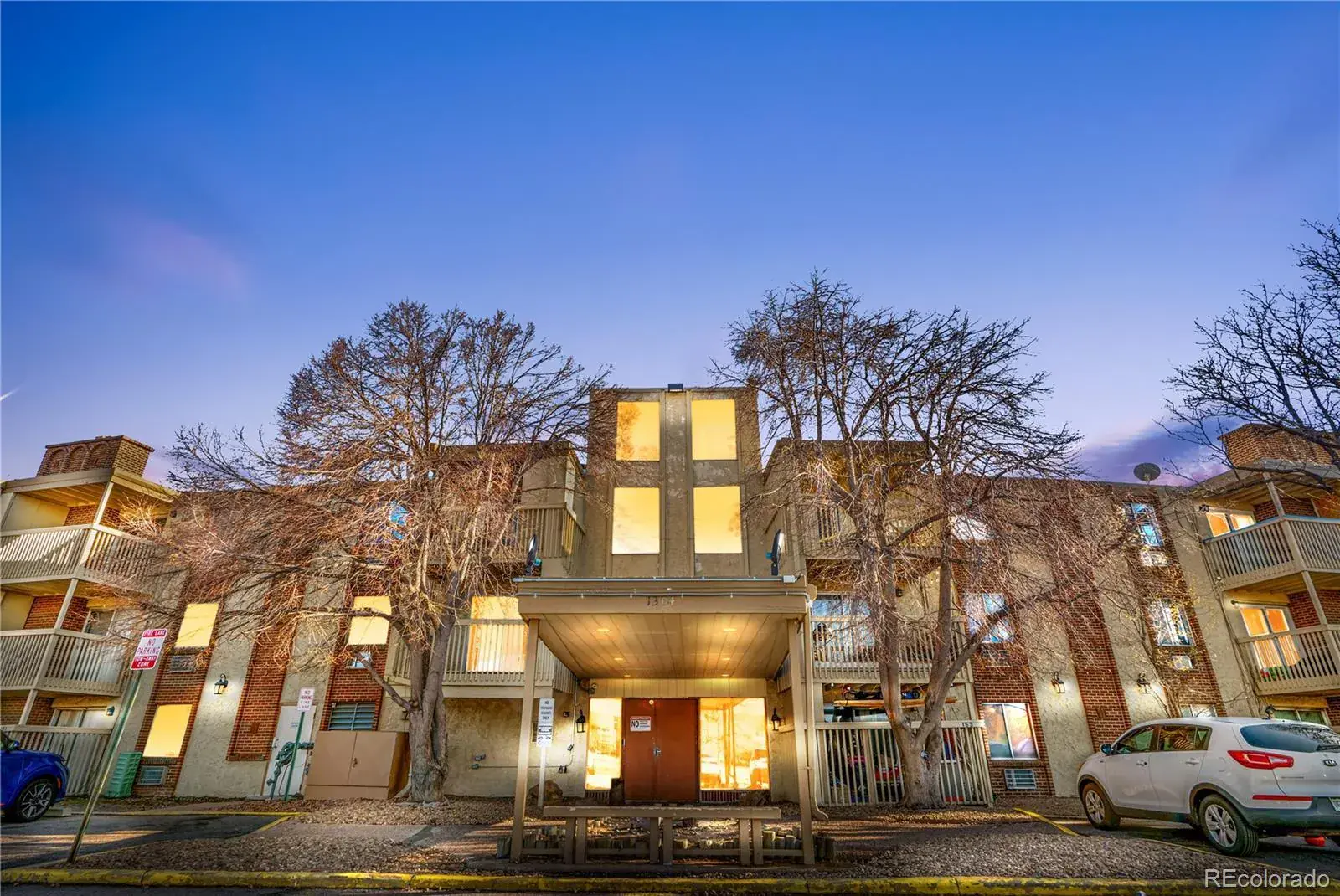 1304 S Parker Road #359 Denver CO 80231 MLS #REC1726470 09132025010432 1600 7