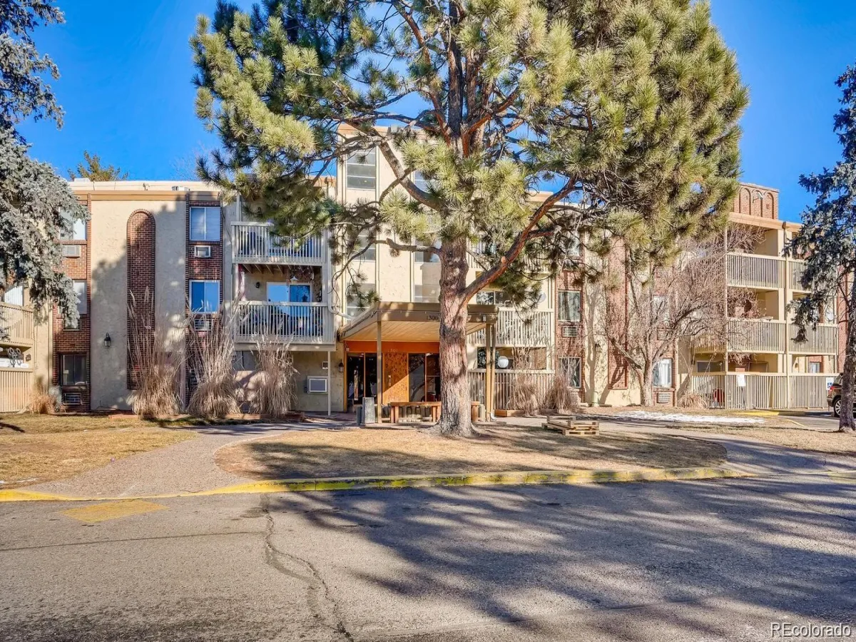 1304 S Parker Road #359 Denver CO 80231 | MLS #REC1726470 09262026071427 1200 5