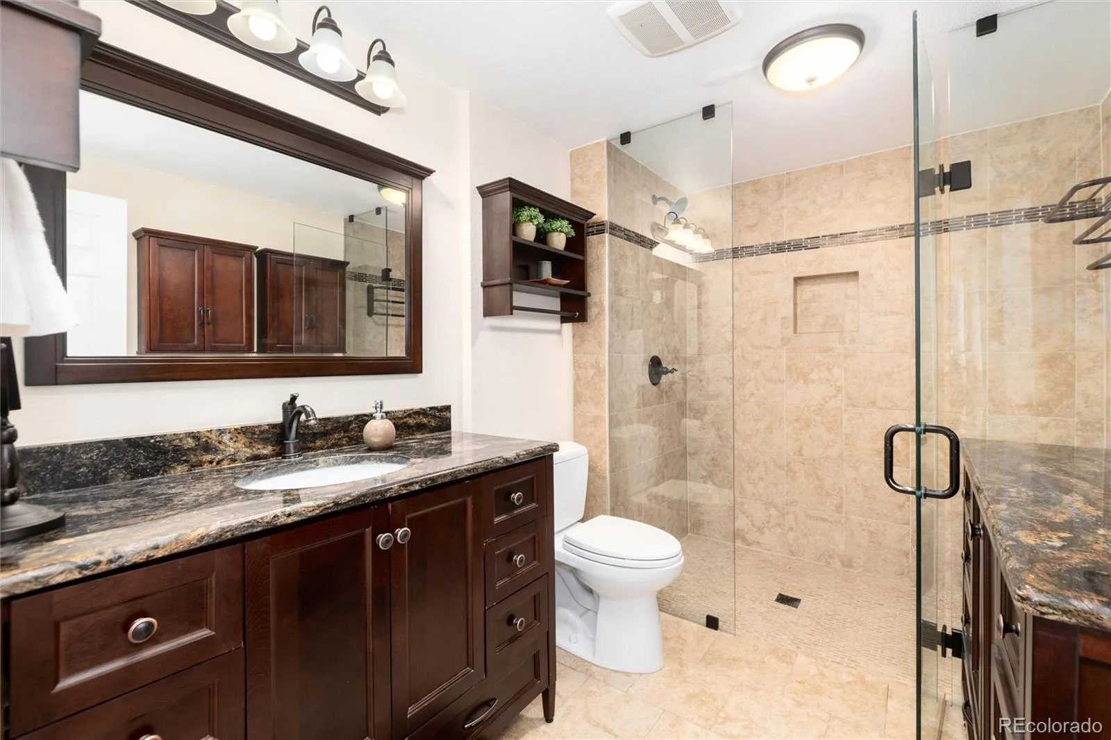 7707 E Jamison Drive Englewood CO 80112 | MLS #REC1726486 08262026154426 1600 21