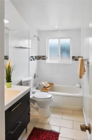 04202026222535 640 11