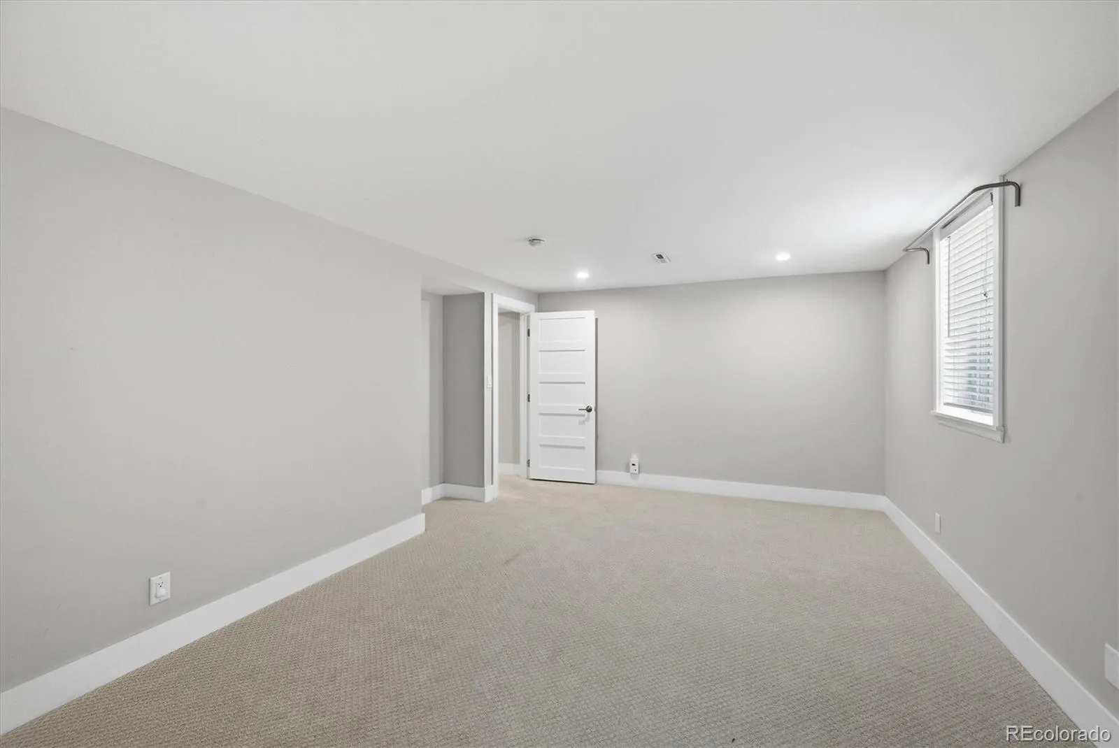 260 S Jasmine Street Denver CO 80224 MLS #REC1727081 05152026210817 1600 31