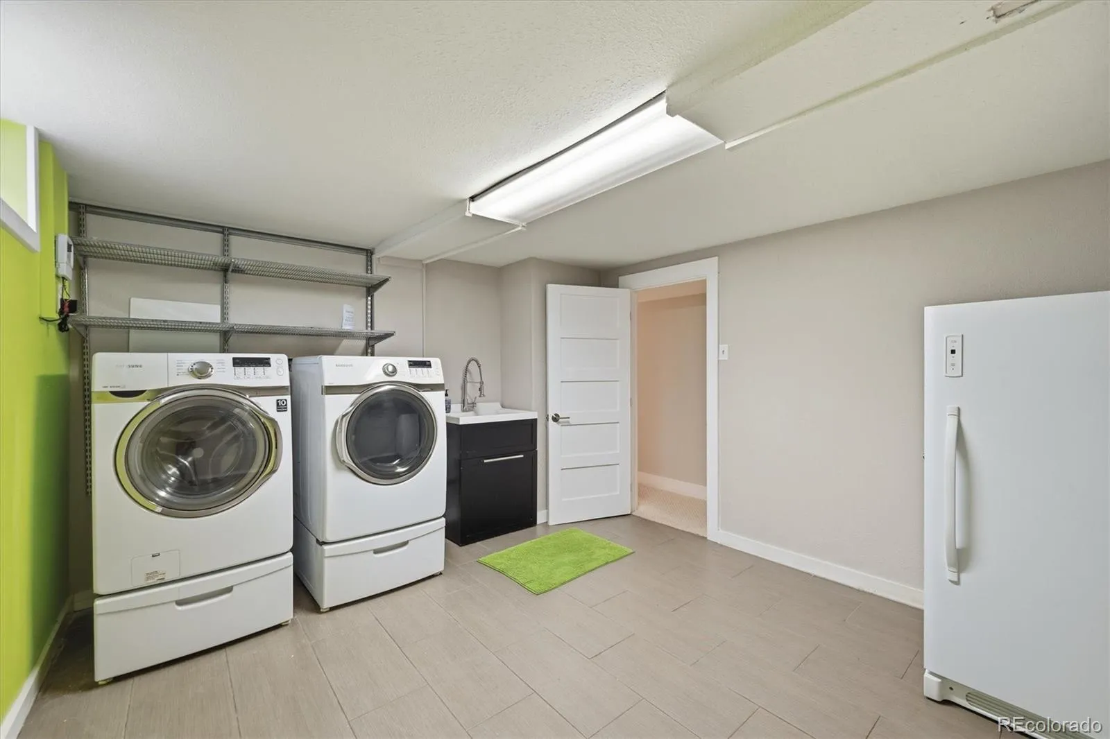 260 S Jasmine Street Denver CO 80224 MLS #REC1727081 05152026210817 1600 33
