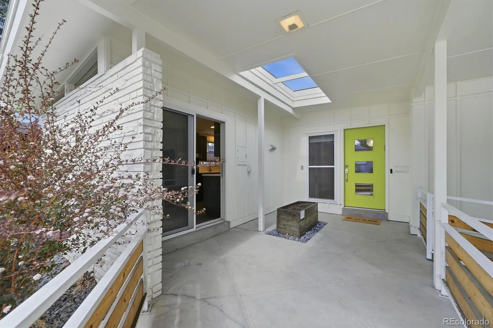 260 S Jasmine Street Denver CO 80224 MLS #REC1727081 05152026210817 1600 7