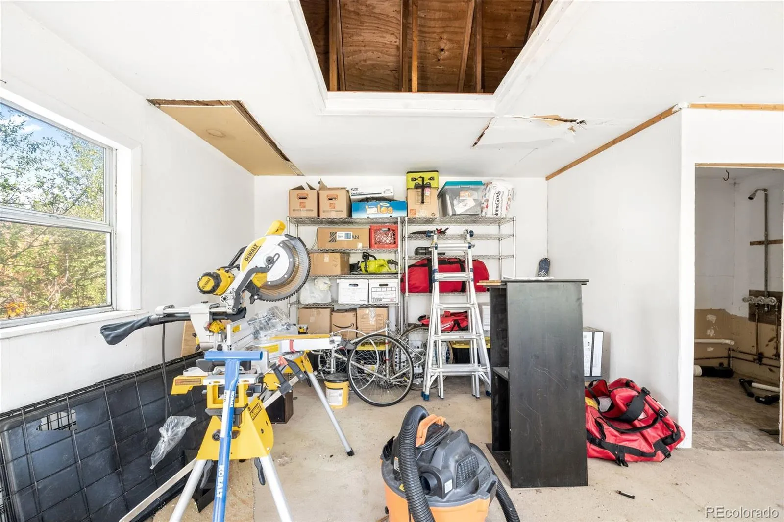994 Welch Street Lakewood CO 80401 MLS #REC1727840 04292026205220 1600 20
