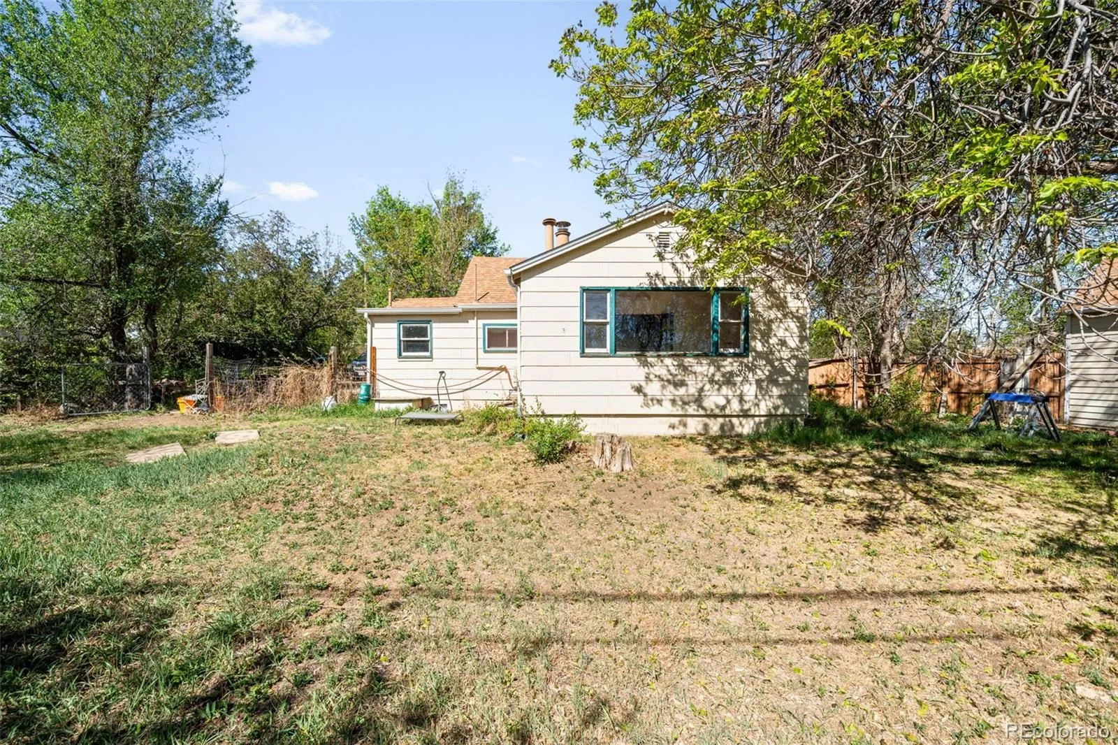 994 Welch Street Lakewood CO 80401 MLS #REC1727840 04292026205220 1600 23