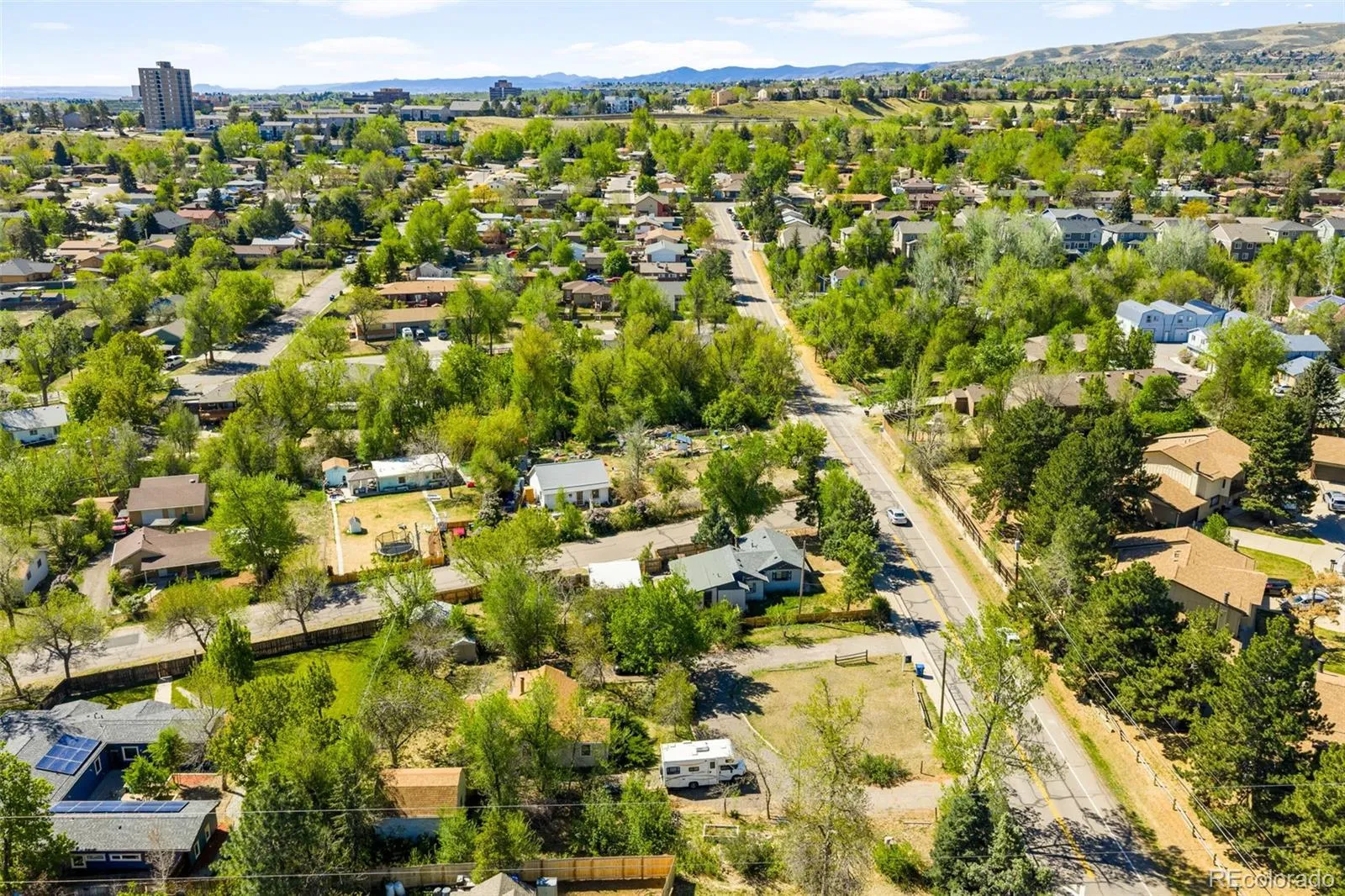 994 Welch Street Lakewood CO 80401 MLS #REC1727840 04292026205220 1600 29
