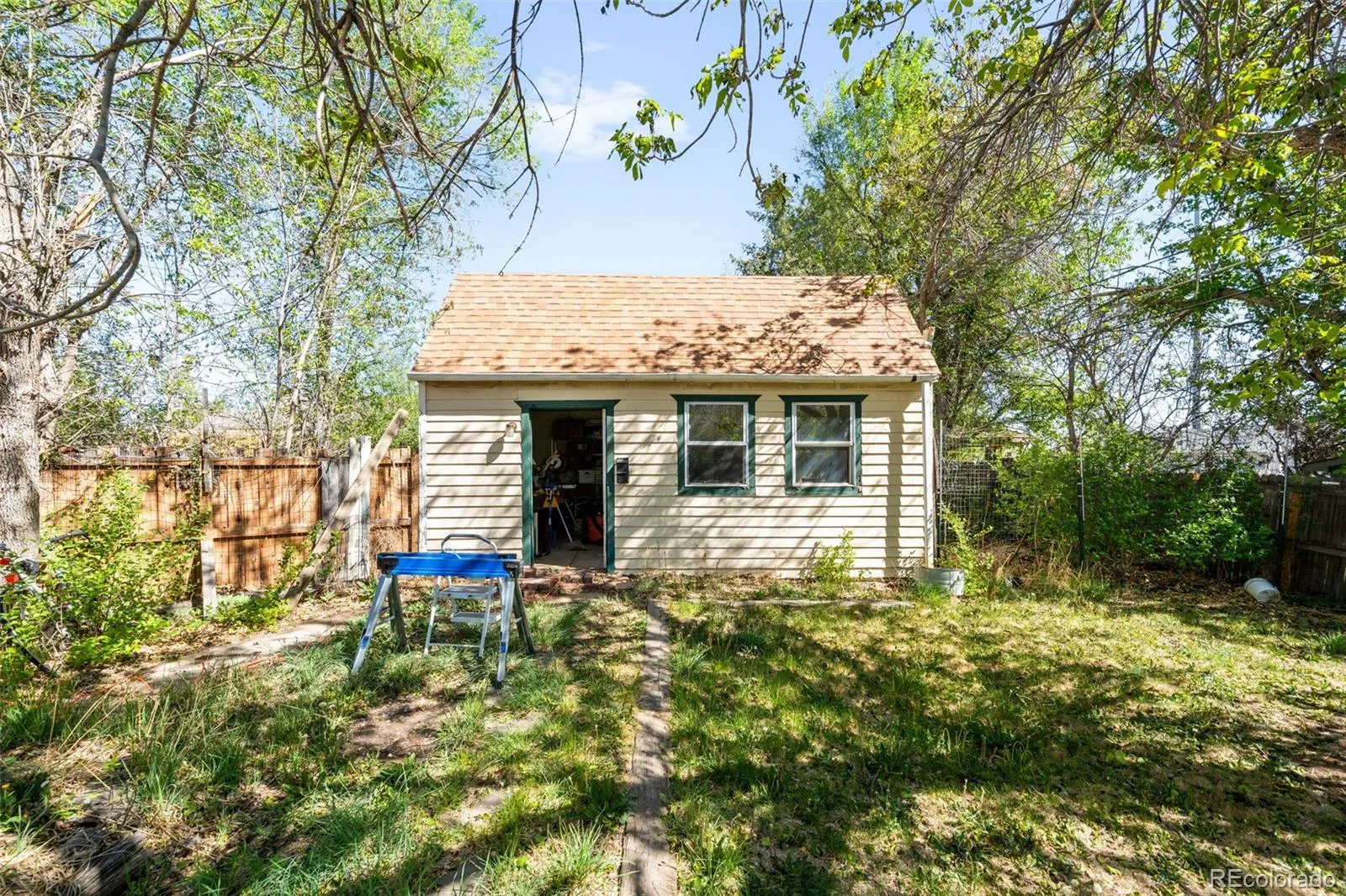 994 Welch Street Lakewood CO 80401 MLS #REC1727840 04292026205220 1600 3