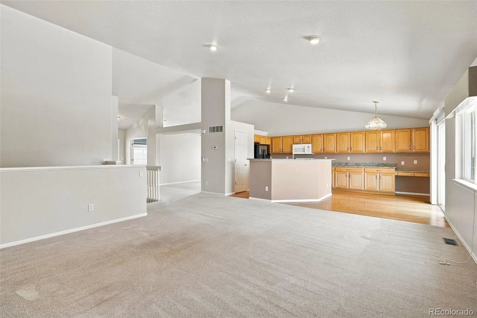 6155 Medford Court Castle Rock CO 80104 | MLS #REC1730077 08122026230612 1600 18