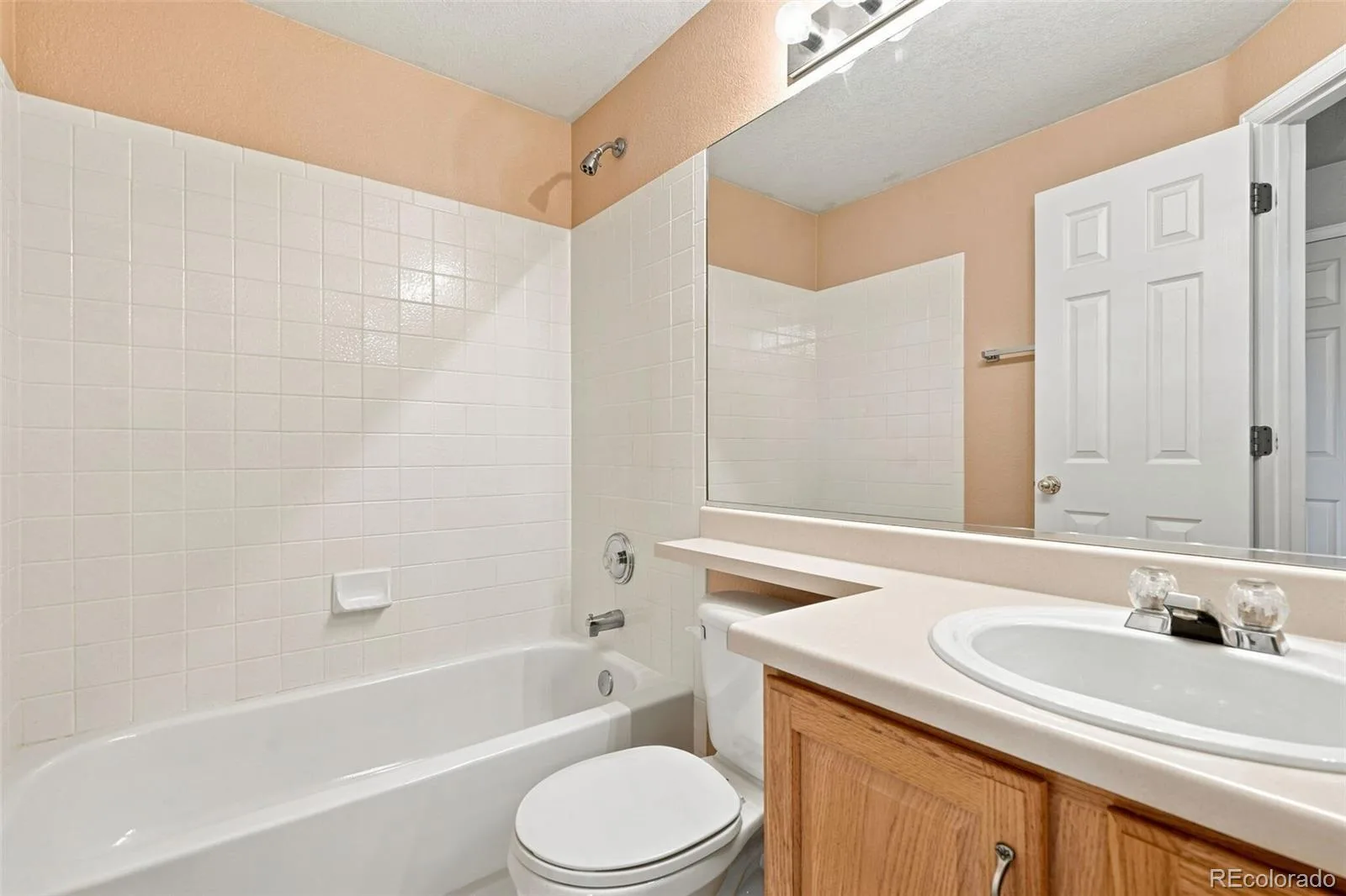 6155 Medford Court Castle Rock CO 80104 | MLS #REC1730077 08122026230612 1600 46