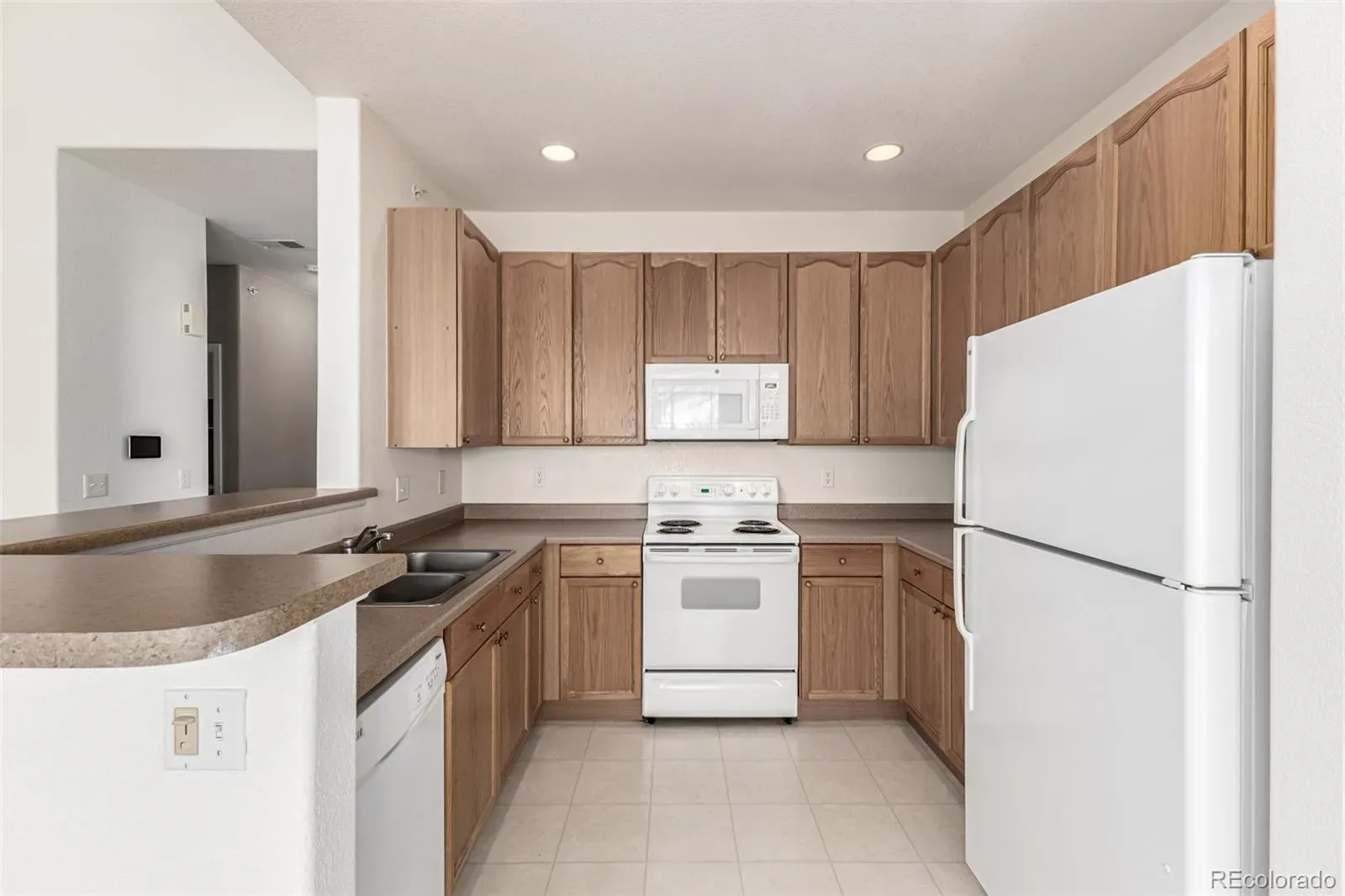 8456 S Hoyt Way #308 Littleton CO 80128 MLS #REC1731016 03212026154900 1600 10