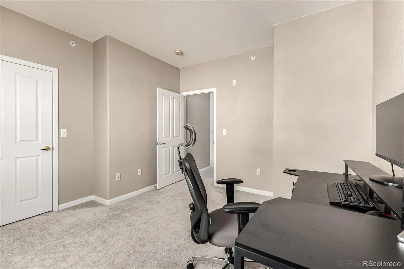 8456 S Hoyt Way #308 Littleton CO 80128 MLS #REC1731016 03212026154900 1600 20