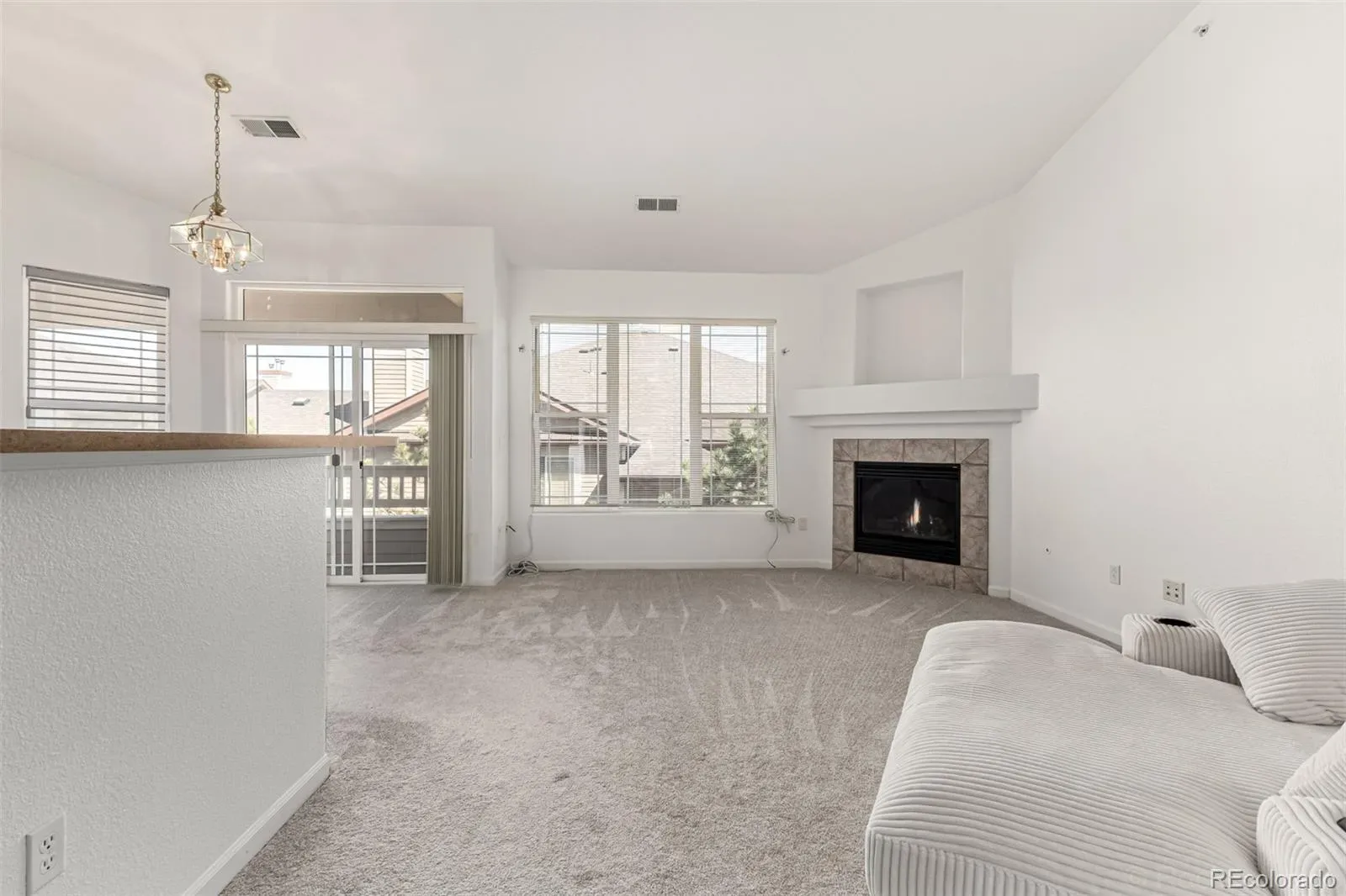 8456 S Hoyt Way #308 Littleton CO 80128 MLS #REC1731016 03212026154900 1600 4