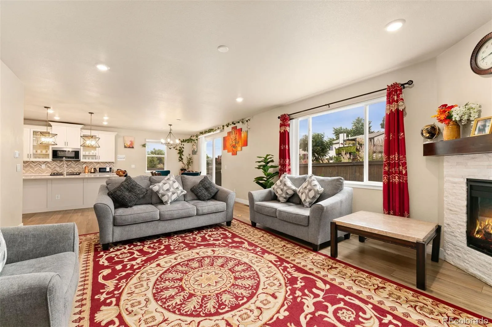 04122026093044 1600 15