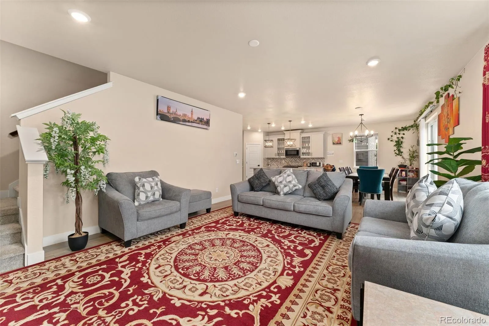 04122026093044 1600 16