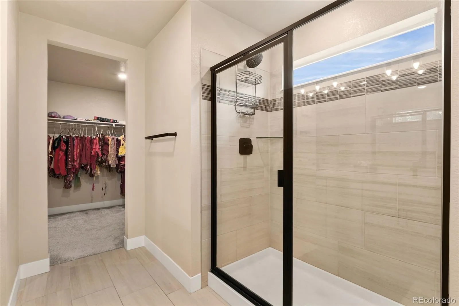 04122026093044 1600 26