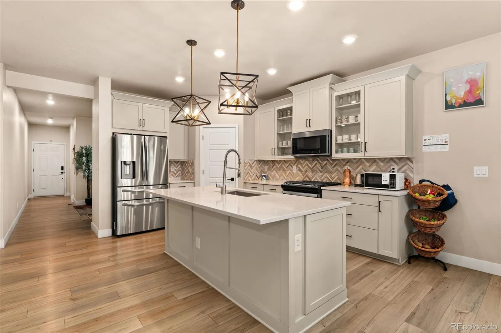 04122026093044 1600 8