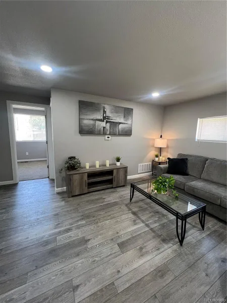 6751 Birch Street Commerce City CO 80022 | MLS #REC1731842 06092026073059 800 8