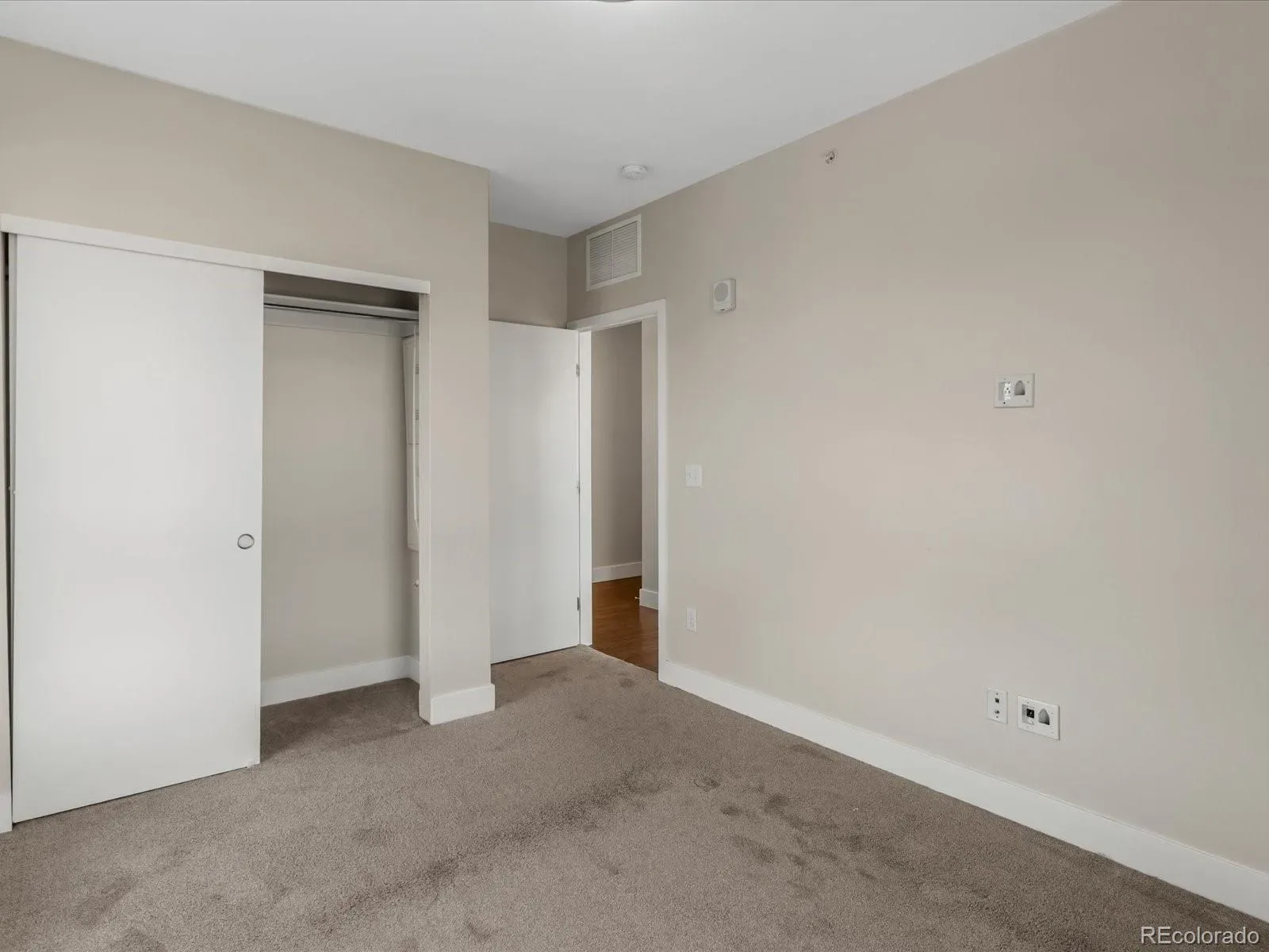 2374 S University Boulevard #501 Denver CO 80210 MLS #REC1734517 03132026223530 1600 19